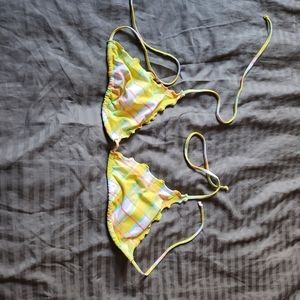 Bikini triangle string top
